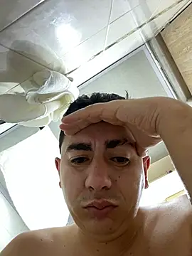 Snapshot of DanielGomez9 chatting on February 2025 12:47:01 PM DanielGomez9 online show from February 2025 12:47:01 PM