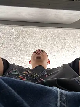 Snapshot of DanielGomez9 chatting on February 2025 04:31:01 PM DanielGomez9 online show from February 2025 04:31:01 PM