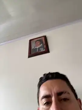 Snapshot of DanielGomez9 chatting on March 2025 08:21:01 PM DanielGomez9 online show from March 2025 08:21:01 PM