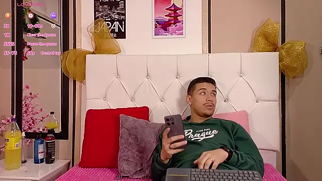 BradLovEmma  online show from December 2025 02:34:02 AM