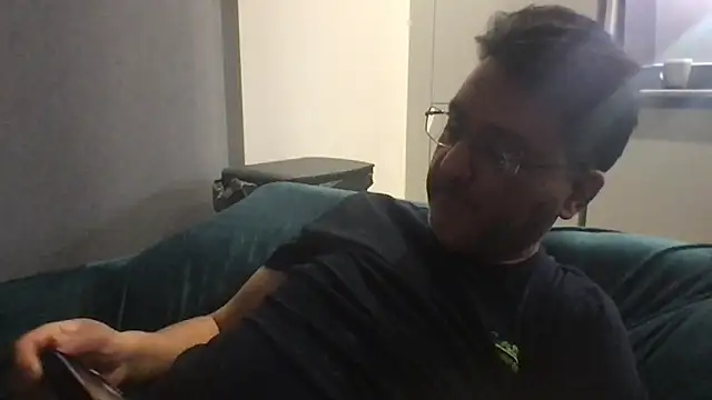 Robin007 online show from February 2026 09:14:02 PM