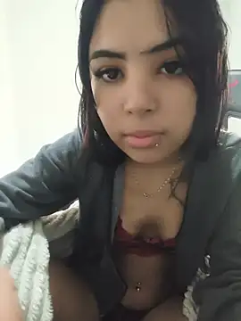 Snapshot of Livia_Diaz chatting on June 2026 05:30:01 PM Livia Diaz online show from June 2026 05:30:01 PM