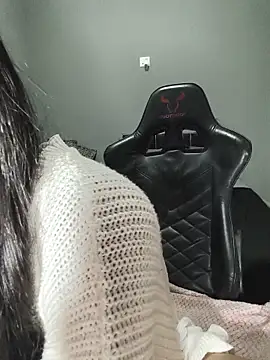 Livia Diaz online show from May 2026 01:47:02 AM