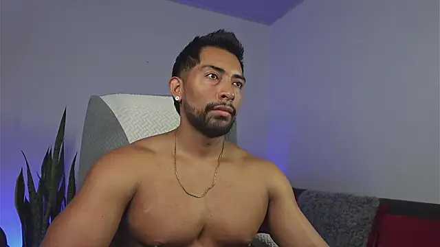 Snapshot of Couple_muscle1 chatting on June 2026 08:47:01 PM Couple muscle1 online show from June 2026 08:47:01 PM