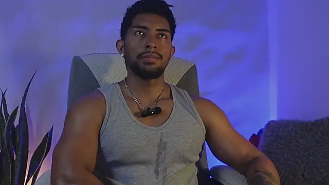 Couple muscle1 online show from April 2026 07:06:02 PM