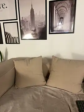 Eva Gonzalez online show from September 2025 11:53:01 PM