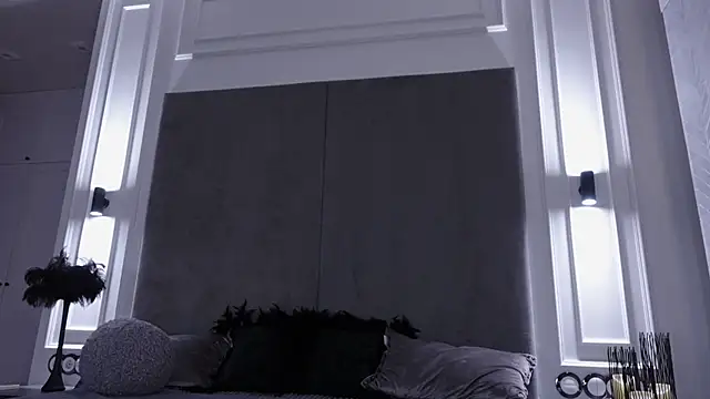 mila blvck online show from October 2025 01:22:02 PM