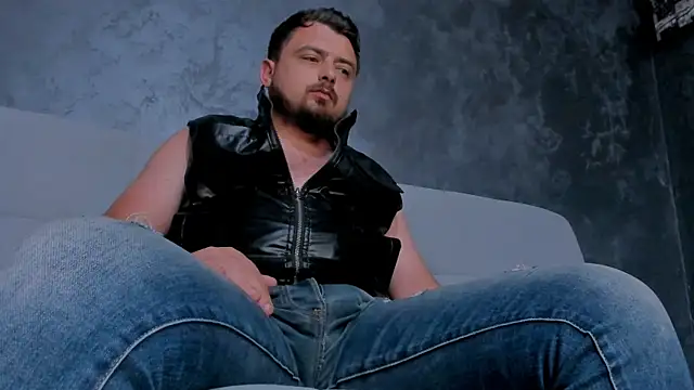 Snapshot of Master_Mark_Wayne chatting on June 2026 06:52:02 AM Master Mark Wayne online show from June 2026 06:52:02 AM