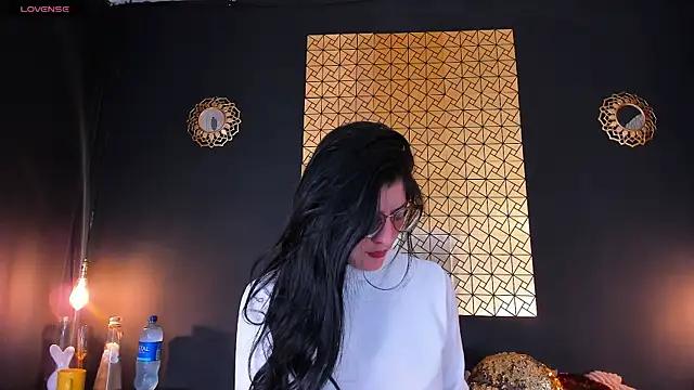 Snapshot of caro_lyne_ chatting on February 2025 02:04:02 PM caro lyne online show from February 2025 02:04:02 PM