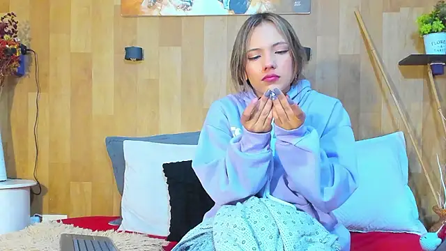 marianaa90 online show from February 2026 11:34:02 AM