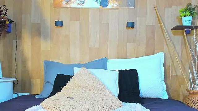 marianaa90 online show from February 2026 01:55:02 PM