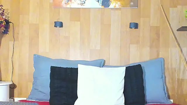 marianaa90 online show from February 2026 12:27:01 PM