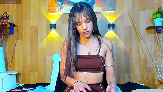 marianaa90 online show from May 2026 05:32:02 PM