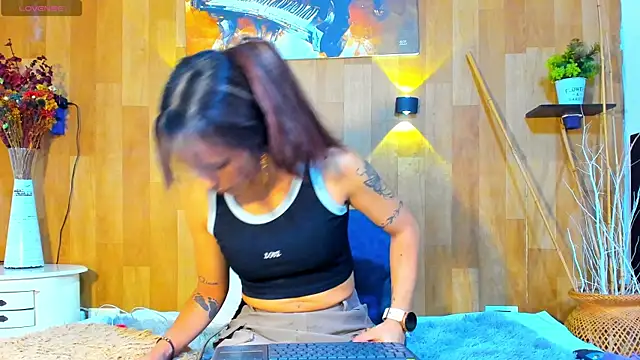 marianaa90 online show from May 2026 11:53:01 AM