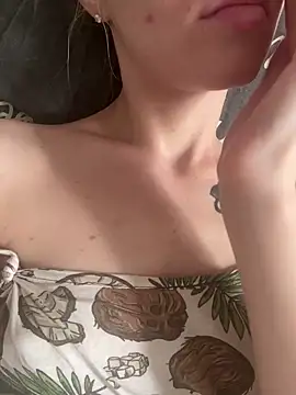 Nikol Clare online show from May 2026 07:39:01 AM