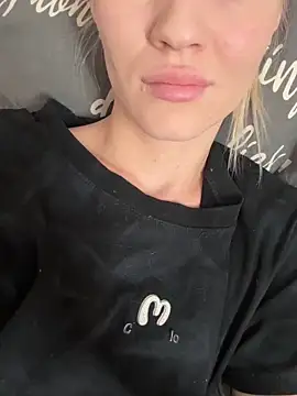 Nikol Clare online show from May 2026 11:27:01 AM