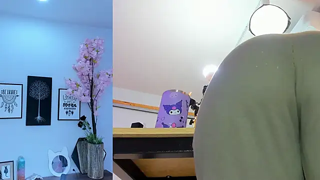 Snapshot of Siouxsie_cenobite chatting on February 2026 11:29:01 AM Siouxsie cenobite online show from February 2026 11:29:01 AM