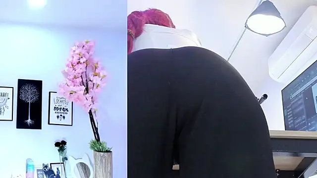 Siouxsie cenobite online show from October 2025 11:42:01 AM