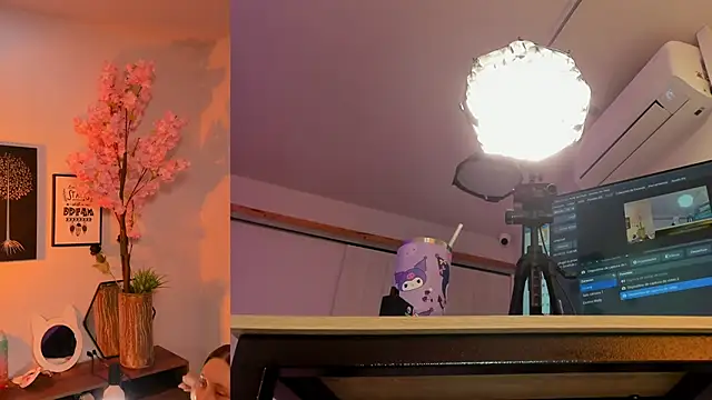 Siouxsie cenobite online show from April 2026 10:11:02 AM