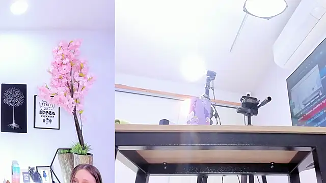 Siouxsie cenobite online show from November 2025 11:03:02 AM