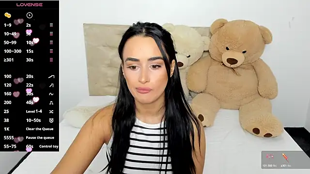 DarcieJane online show from December 2024 07:39:02 PM