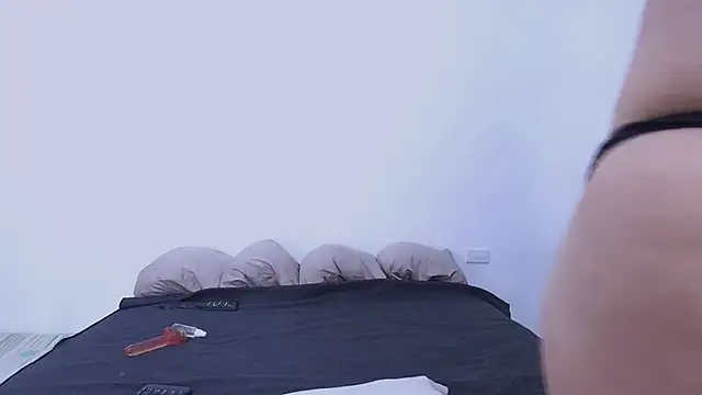 Andreabigboobs23 online show from November 2025 07:40:02 PM