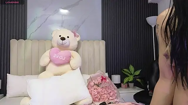 Madiee Rhea online show from June 2026 08:47:01 PM