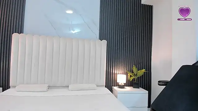 Snapshot of Madiee_Rhea chatting on February 2026 07:36:01 PM Madiee Rhea online show from February 2026 07:36:01 PM