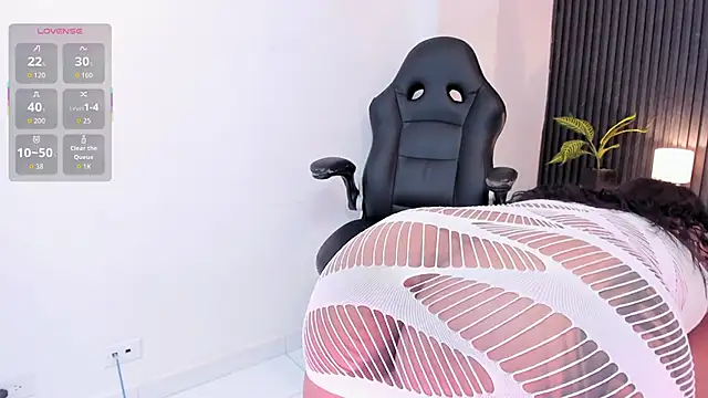 Snapshot of Madiee_Rhea chatting on February 2026 08:05:02 PM Madiee Rhea online show from February 2026 08:05:02 PM