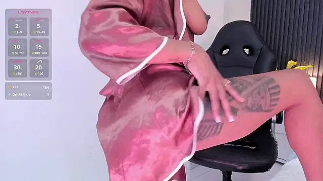 Snapshot of Madiee_Rhea chatting on February 2026 07:38:01 AM Madiee Rhea online show from February 2026 07:38:01 AM