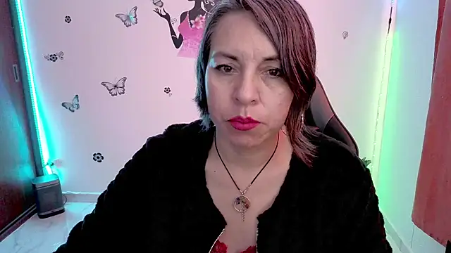 Lady breaks hearts online show from July 2026 01:40:01 PM