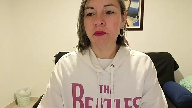 Lady breaks hearts online show from January 2026 10:19:01 AM