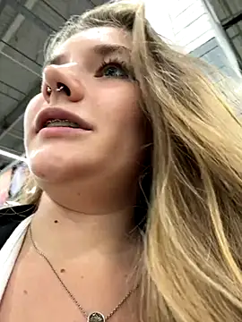 Holy Tereza online show from September 2025 03:36:02 PM