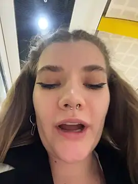 Holy Tereza online show from March 2026 03:20:01 PM