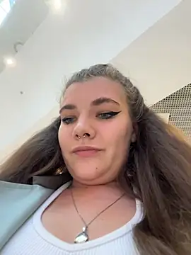 Holy Tereza online show from June 2026 03:43:01 PM