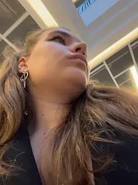 Holy Tereza online show from April 2026 03:07:02 PM