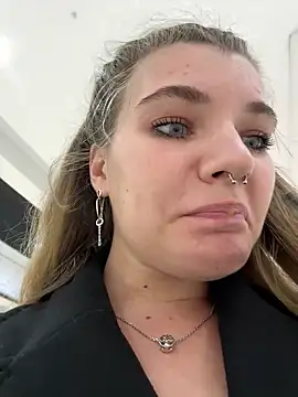 Holy Tereza online show from March 2025 06:24:02 PM