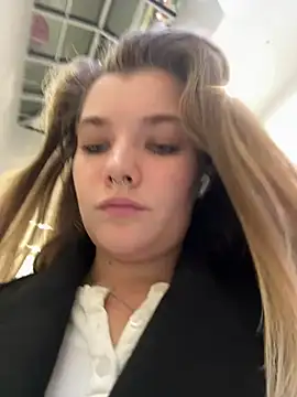 Holy Tereza online show from March 2025 06:23:01 PM