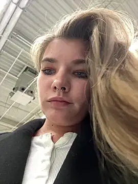 Holy Tereza online show from February 2025 03:10:02 PM