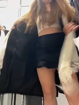 Holy Tereza online show from December 2025 03:43:01 PM