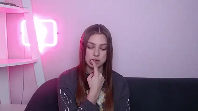 MilanaAngelAs online show from April 2026 04:42:01 AM