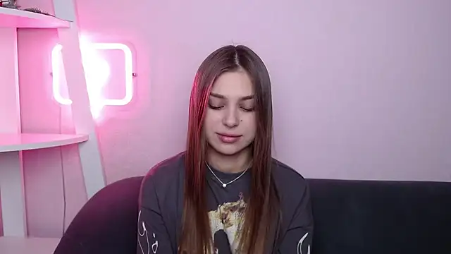 MilanaAngelAs online show from February 2026 08:40:01 PM