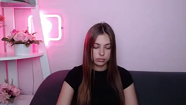 MilanaAngelAs online show from June 2026 05:12:01 AM