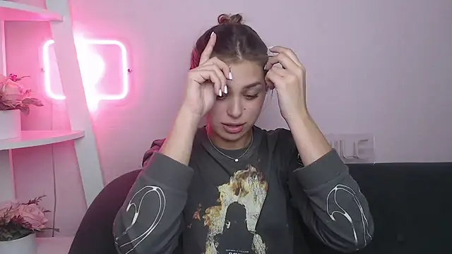 MilanaAngelAs online show from November 2025 09:15:02 PM