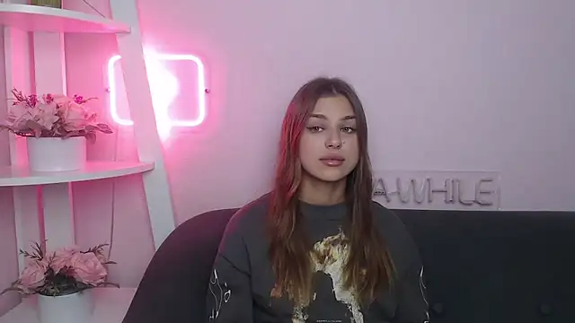 MilanaAngelAs online show from October 2025 05:41:01 AM