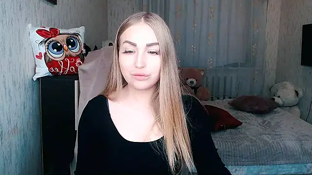 Snapshot of _KittyBoo chatting on December 2025 06:47:02 AM KittyBoo online show from December 2025 06:47:02 AM