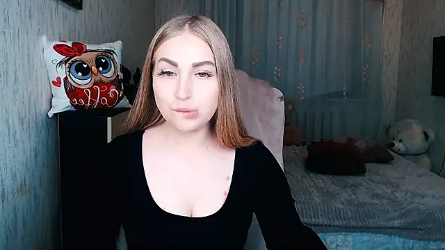 Snapshot of _KittyBoo chatting on December 2025 06:56:01 AM KittyBoo online show from December 2025 06:56:01 AM