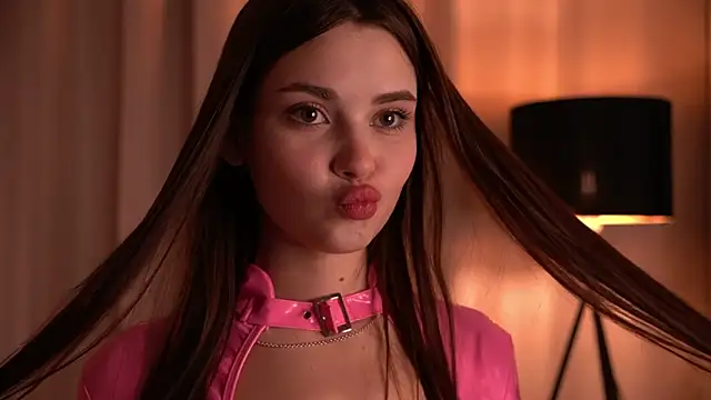 CarmenMoore26 online show from December 2024 10:40:02 PM