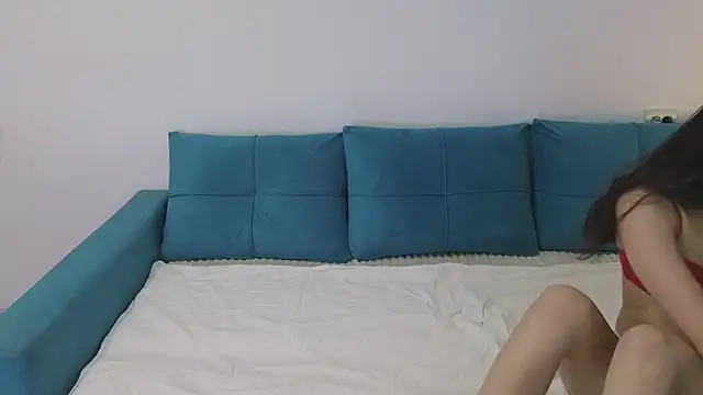 July Kane online show from November 2025 06:51:02 AM