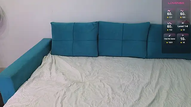 July Kane online show from November 2025 06:39:01 AM